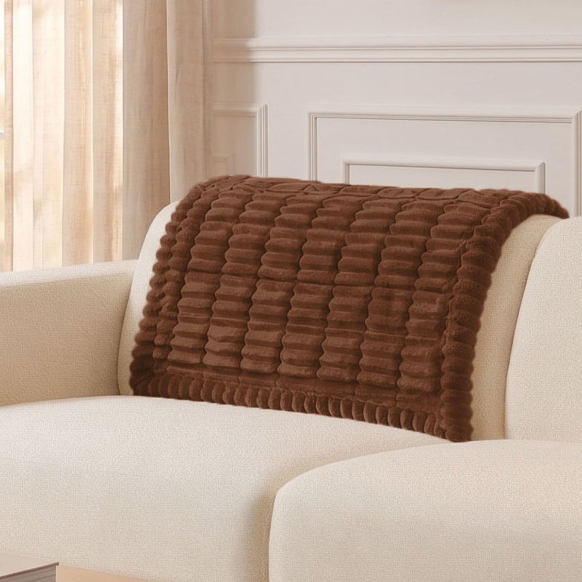 Smiry Couch Cover for Dogs, Non Slip Washable Sofa Protector for Pets, Soft Furniture Cover for Pet, Stylish Sofa Covers, Cozy Protect Against Fur, Dirt & Everyday Messes