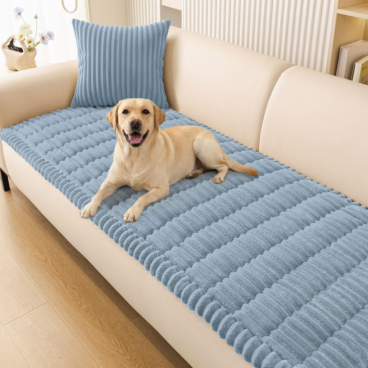 Smiry Couch Cover for Dogs, Non Slip Washable Sofa Protector for Pets, Soft Furniture Cover for Pet, Stylish Sofa Covers, Cozy Protect Against Fur, Dirt & Everyday Messes