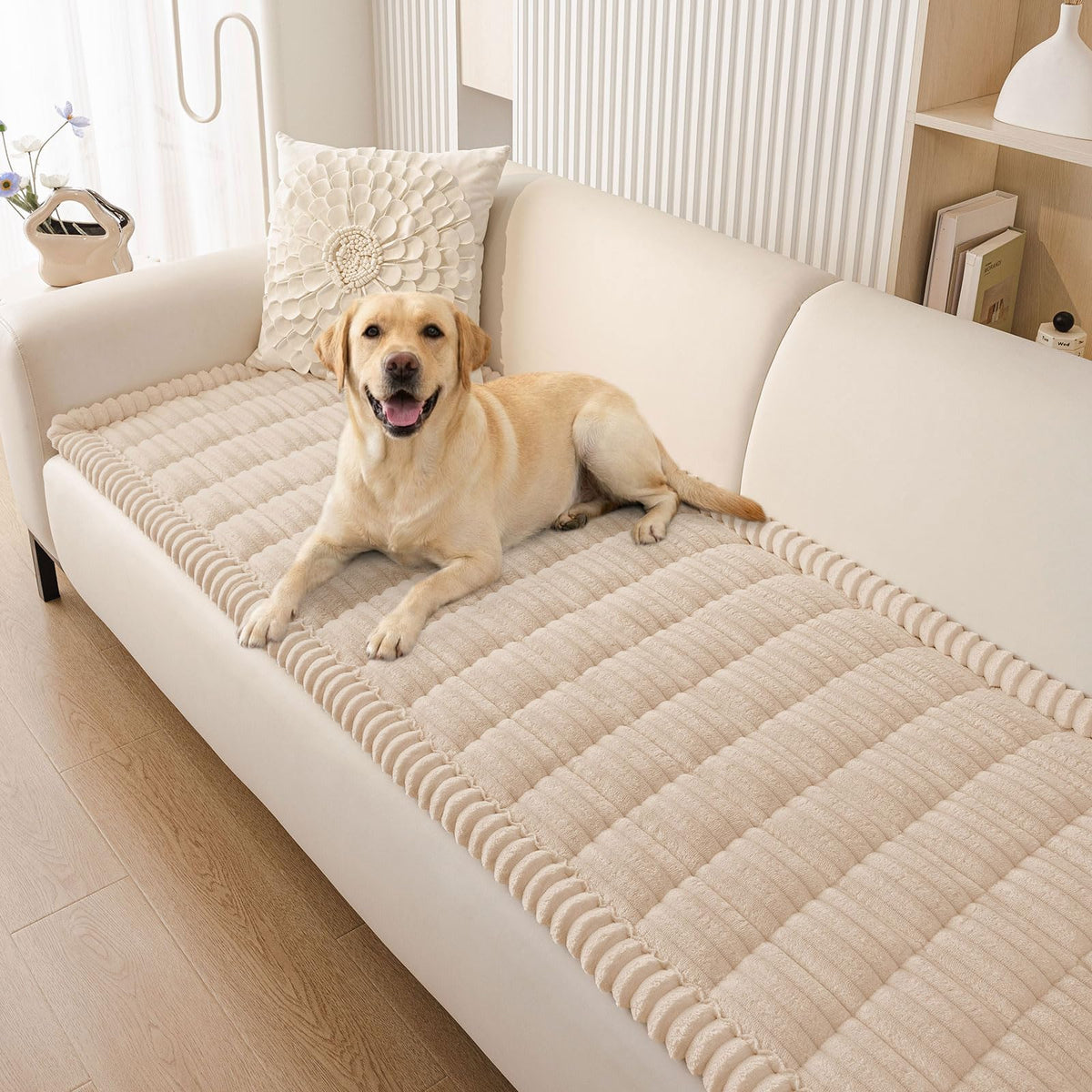 Smiry Couch Cover for Dogs, Non Slip Washable Sofa Protector for Pets, Soft Furniture Cover for Pet, Stylish Sofa Covers, Cozy Protect Against Fur, Dirt & Everyday Messes