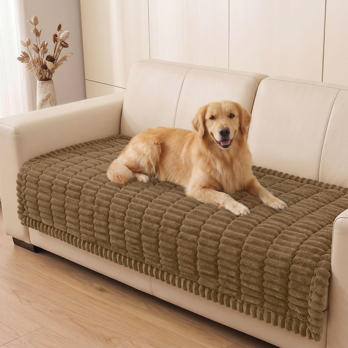 Smiry Couch Cover for Dogs, Non Slip Washable Sofa Protector for Pets, Soft Furniture Cover for Pet, Stylish Sofa Covers, Cozy Protect Against Fur, Dirt & Everyday Messes
