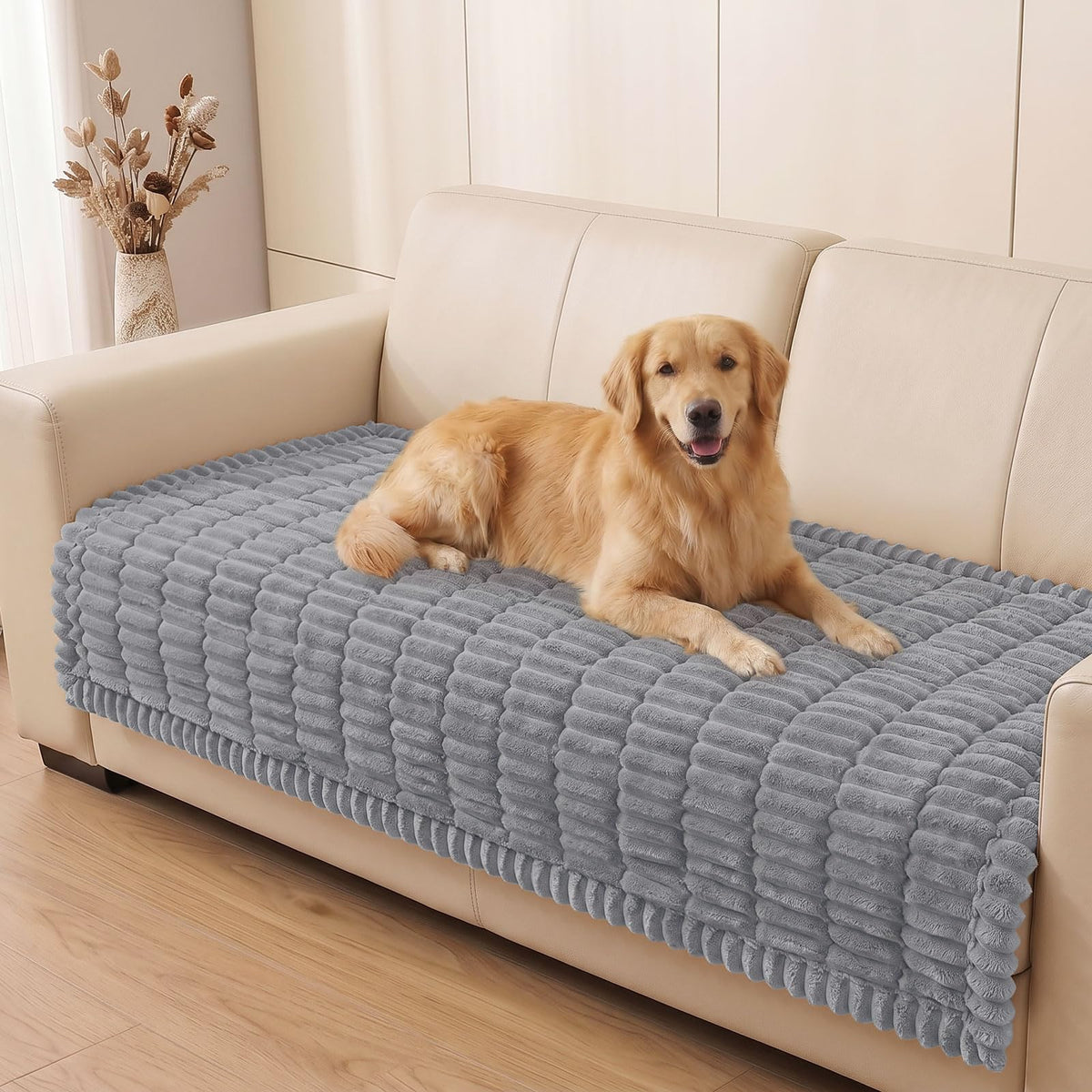 Smiry Couch Cover for Dogs, Non Slip Washable Sofa Protector for Pets, Soft Furniture Cover for Pet, Stylish Sofa Covers, Cozy Protect Against Fur, Dirt & Everyday Messes